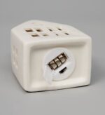 ВИНТЕР, светодиодное украшение из керамики, LR44×3, домик с трубой, 12,6 см, белый