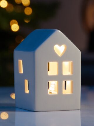 ВИНТЕР, светодиодное украшение из керамики, LR44×3, домик с седцем, 8 см, белый
