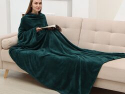 ЭТЕЛЬ, плед с рукавами, 150х200 см, корал-флис, изумрудный