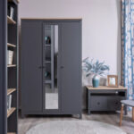 САГА, шкаф платяной 3-дверный, с зеркалом, 132х64х215 см, серый/ясень