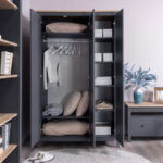 САГА, шкаф платяной 3-дверный, с зеркалом, 132х64х215 см, серый/ясень